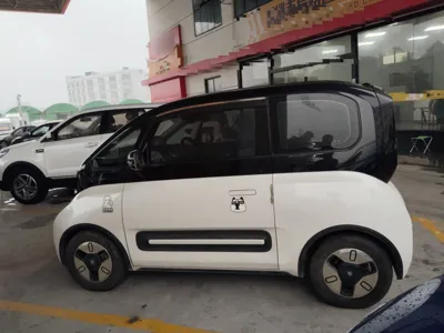 Baojun E300