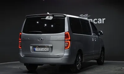 Hyundai Starex
