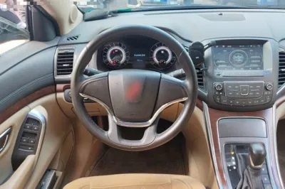 Roewe 950
