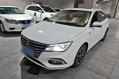 Roewe i5