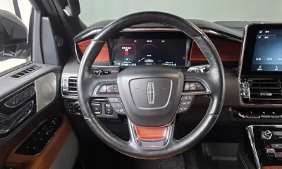 Lincoln Navigator