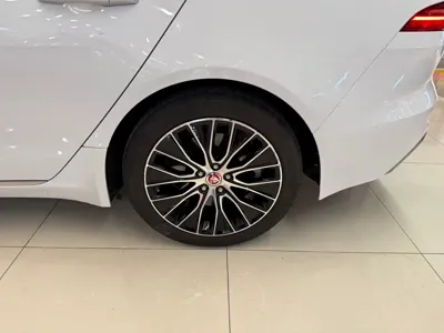 Jaguar XEL