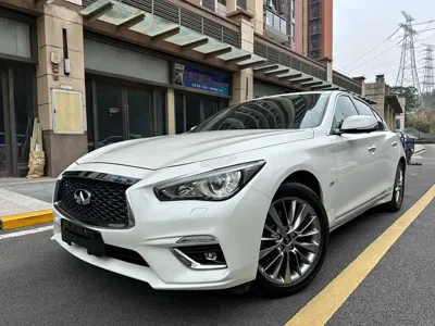Infiniti Q50L