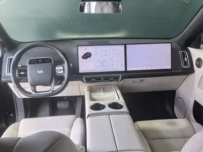 Li Auto Li L8
