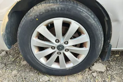 JAC Group Refine M5