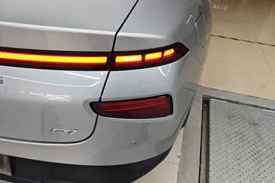 Xpeng P7