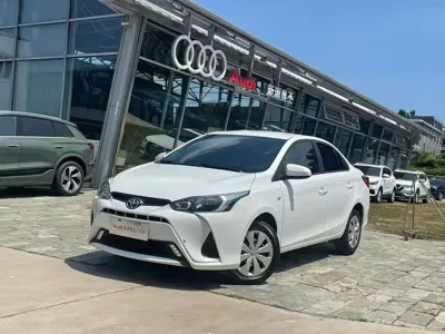 Toyota Yaris L