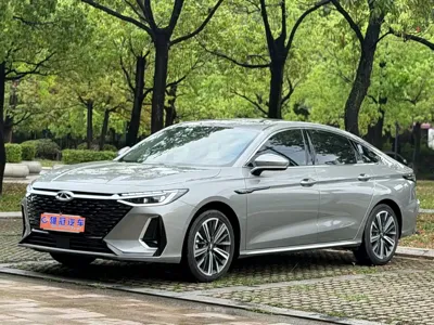 Chery Arrizo 8
