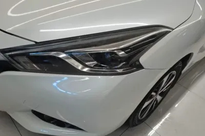 Nissan Lannia