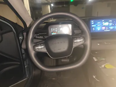 Roewe D6