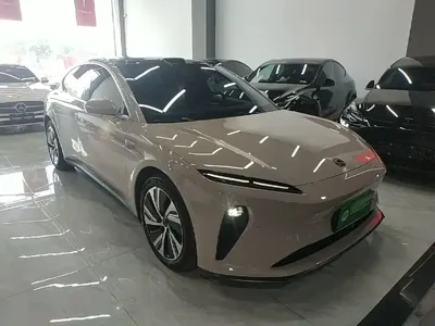 Nio ET5