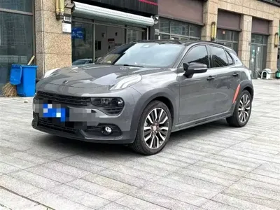 Lynk & Co 02