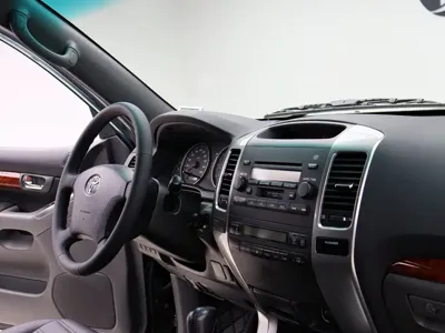 Toyota Prado (Import)