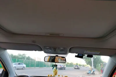 Kia kx1 Stonic