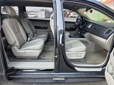 Kia Canival