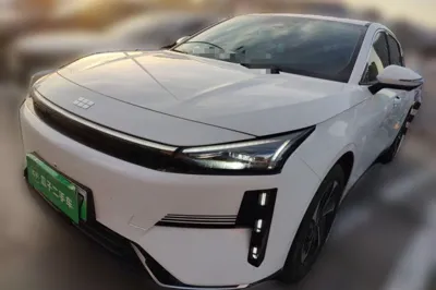Geely Galaxy L6