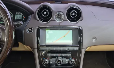 Jaguar XJ