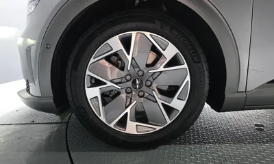 Genesis GV60