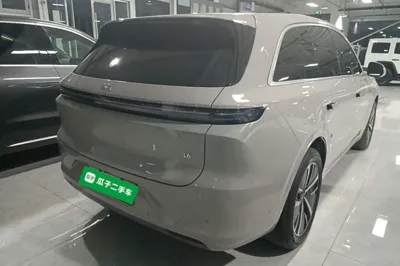 Li Auto L6