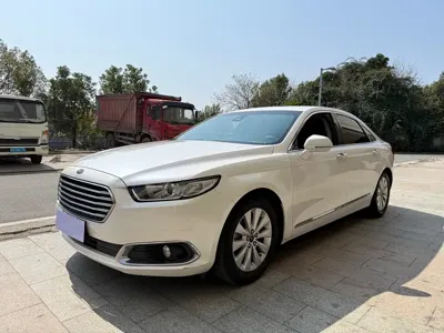 Ford Taurus