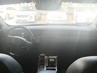 Roewe RX5