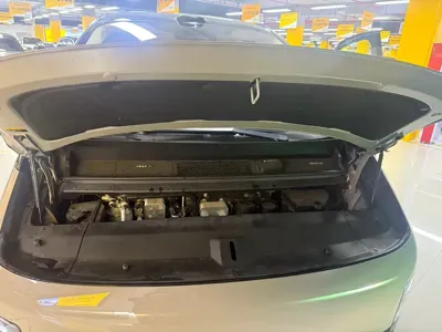 Li Auto Li MEGA
