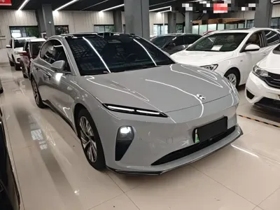 Nio ET5