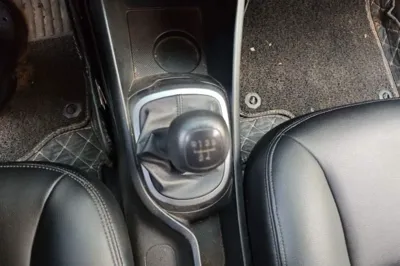 Kia K2