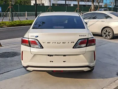 Venucia D60 EV