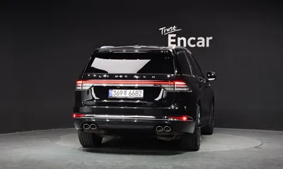 Lincoln Aviator