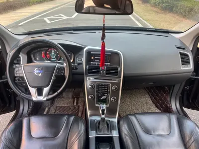 Volvo XC60 (Import)