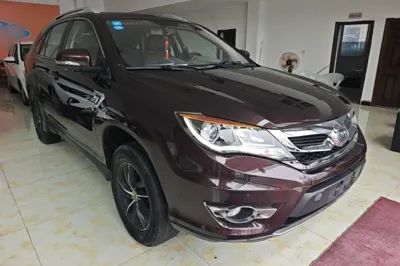 BYD S7