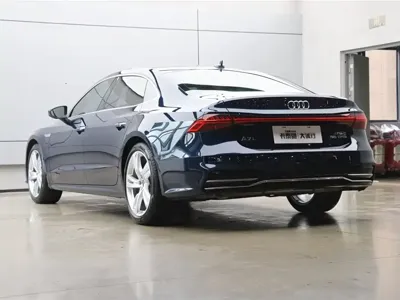 Audi A7L