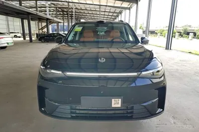 Leapmotor C16