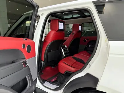 Land Rover Sport