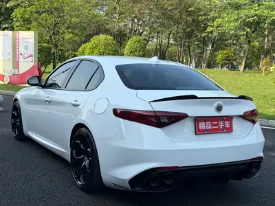 Alfa Romeo Giulia
