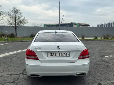 Hyundai Equus