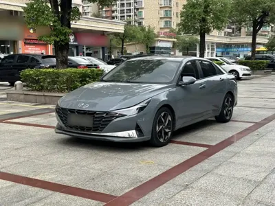 Hyundai Elantra