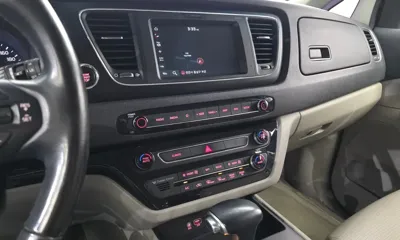 Kia Canival