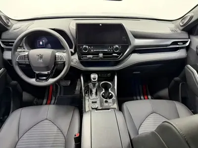 Toyota Crown Kluger
