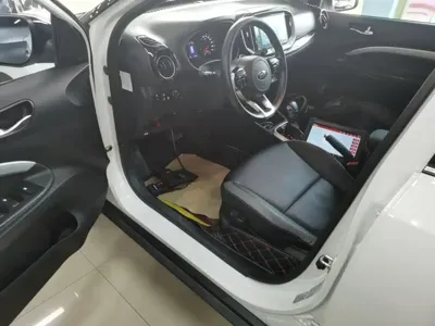 Kia KX1