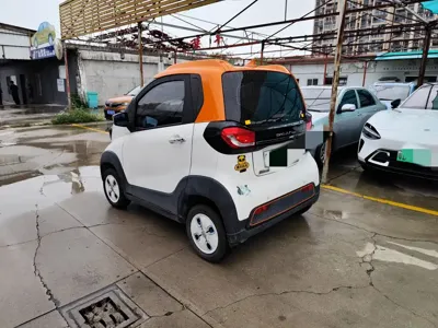 Baojun E100