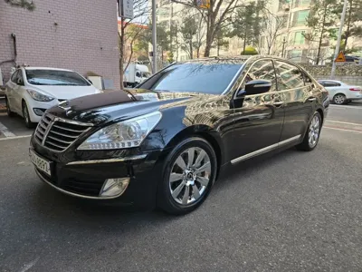 Hyundai Equus