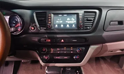 Kia Canival