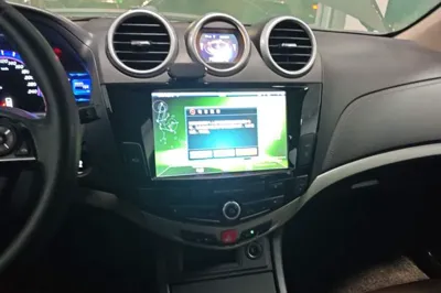BYD S7