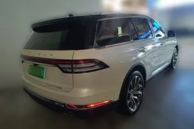 Lincoln Aviator