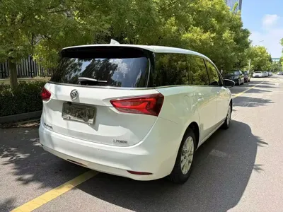 Buick GL6