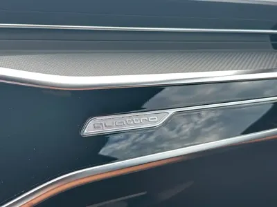 Audi A7L