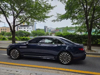 Lincoln Continental