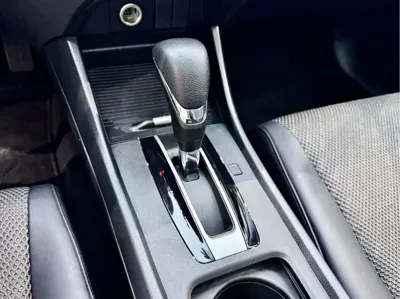 Honda Jade